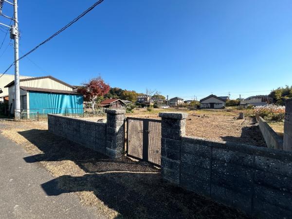 香取市森戸　土地 前面道路含む現地写真 