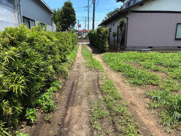 旭市東足洗　土地 前面道路含む現地写真 