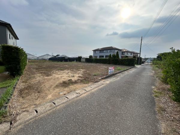神栖市波崎　土地 前面道路含む現地写真 