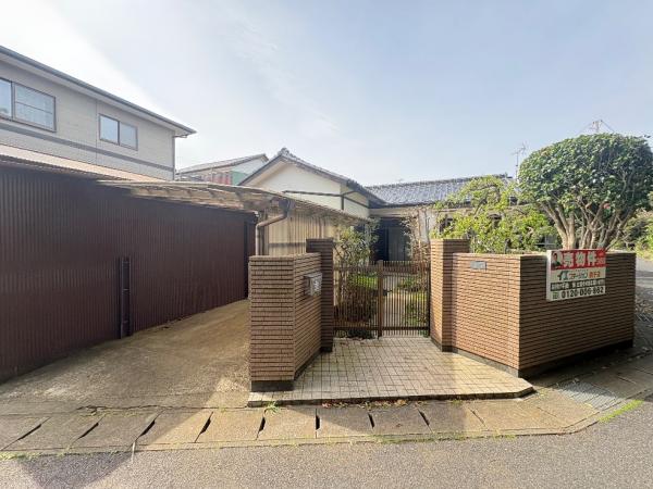 中古戸建 銚子市春日町 JR総武本線銚子駅 340万円