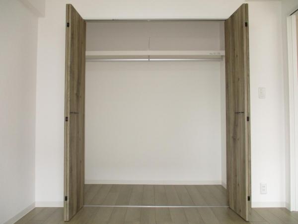コープ野村大谷地 洋室