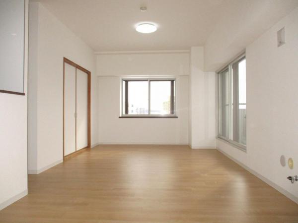 森林公園パークハウス西五番街C棟 リビングダイニング