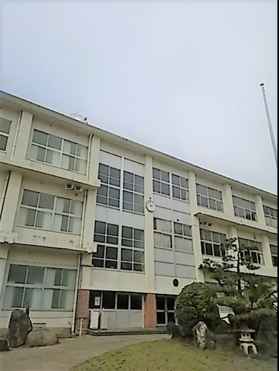 蒲郡市立西浦中学校