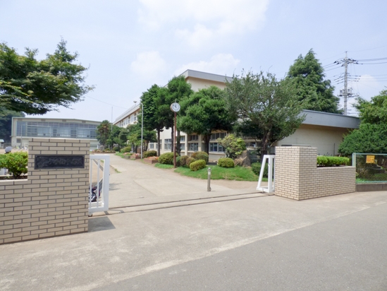 所沢市立小手指中学校