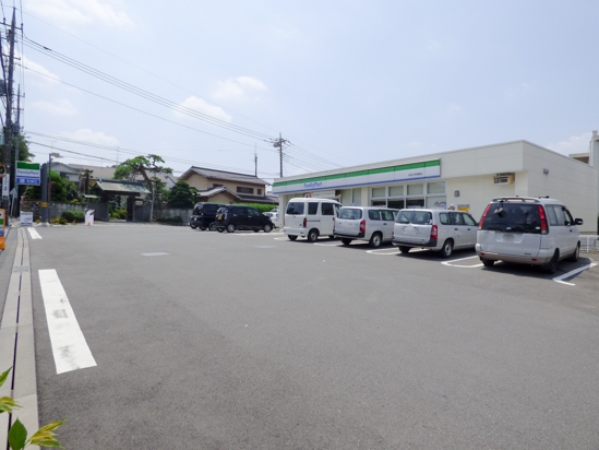 ファミリーマート 所沢小手指南店