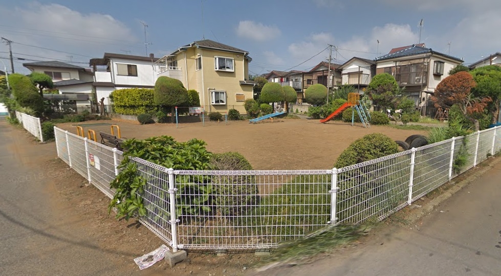 みよし団地児童遊園地