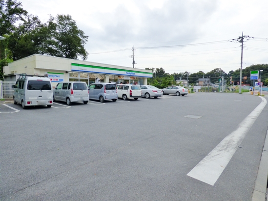 ファミリーマート 東狭山ヶ丘一丁目店