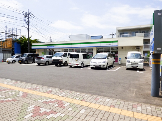 ファミリーマート 所沢けやき通り店