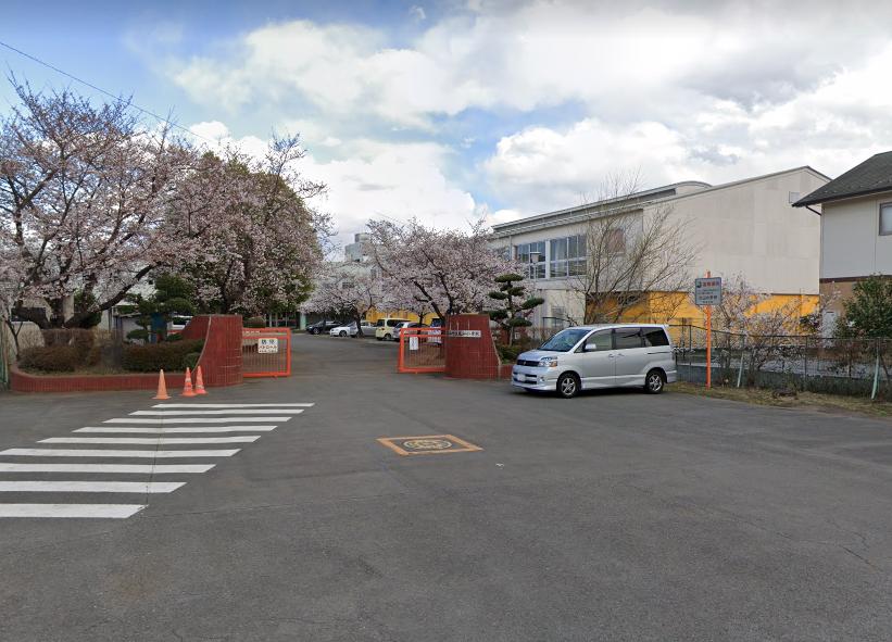 毛呂山町立光山小学校