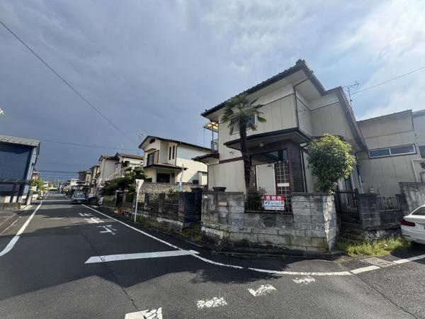 坂戸市西坂戸　 前面道路含む現地写真 