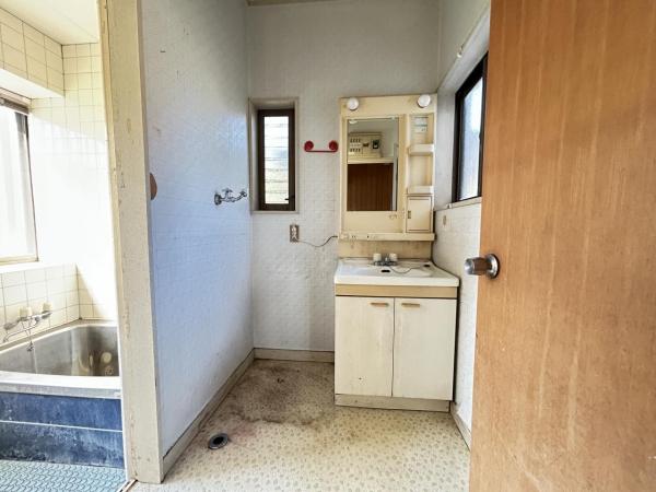 中古戸建 入間郡毛呂山町大字大谷木 JR八高線(高麗川〜高崎)毛呂駅 390万円