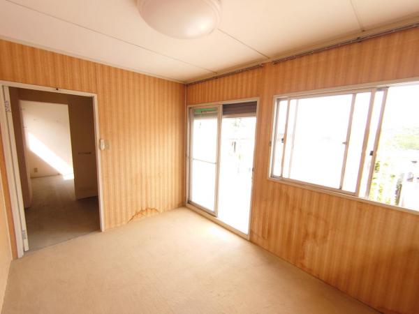 小川町勝呂 洋室