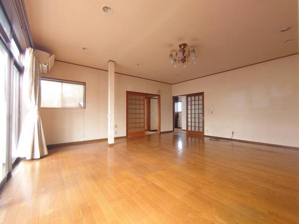 上里町神保原町 リビングダイニング