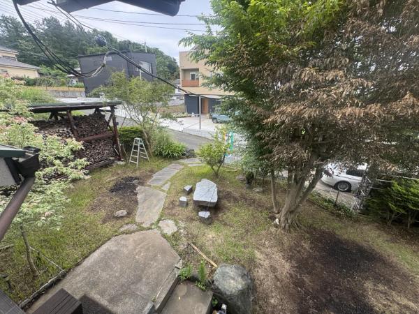 鳩山町小用 庭 