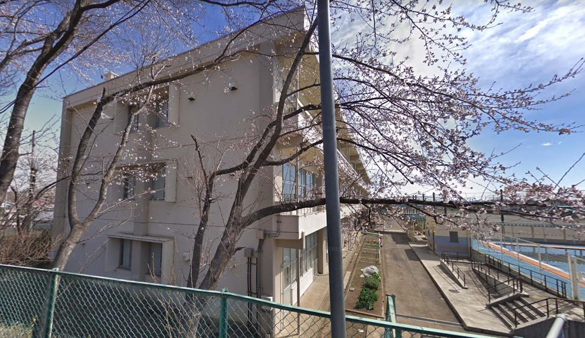 鳩山町立今宿小学校