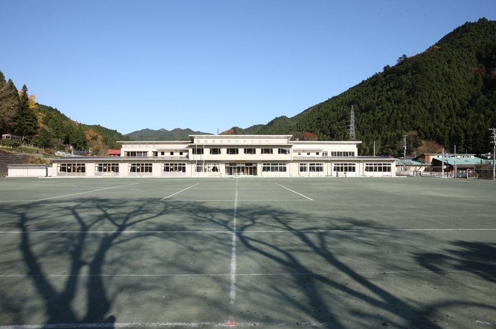 飯能市立名栗小学校