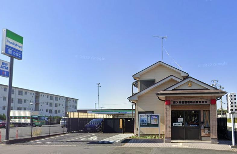 ファミリーマート 鳩山ニュータウン店