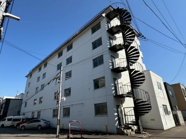 中古マンション 札幌市中央区南四条西１２丁目 札幌市軌道線西１５丁目駅 1,320万円