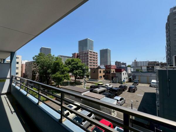 中古マンション 札幌市中央区北二条東９丁目 JR函館本線苗穂駅 3,790万円