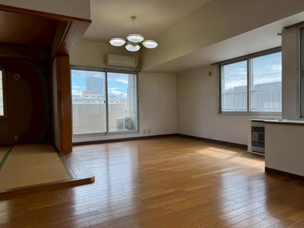 中古マンション 札幌市中央区北二条東７丁目 札幌市東西線バスセンター前駅 3,180万円