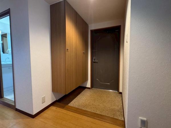 中古マンション 札幌市白石区菊水上町一条１丁目 JR函館本線苗穂駅 1,920万円