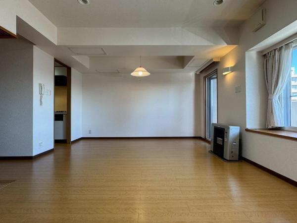 中古マンション 札幌市白石区菊水上町一条１丁目 JR函館本線苗穂駅 1,920万円