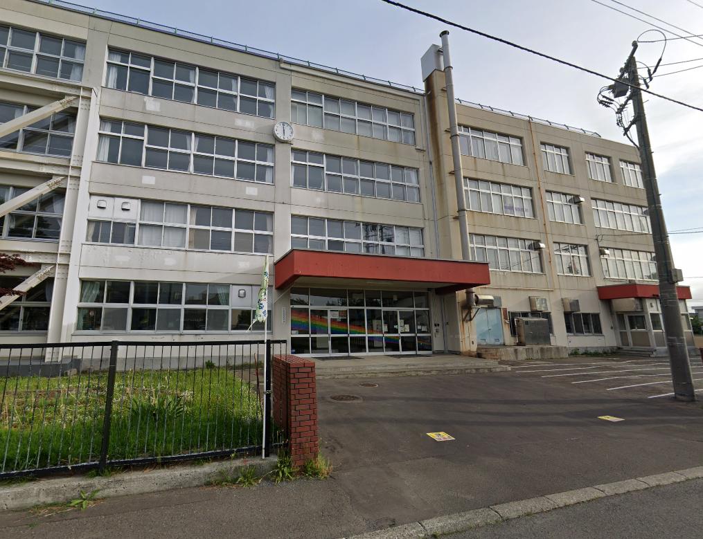 札幌市立上白石小学校