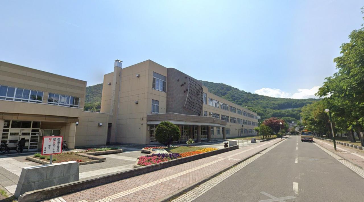 札幌市立山鼻中学校
