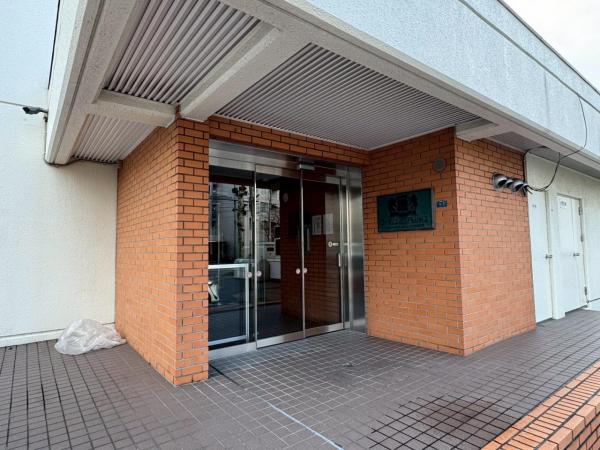 中古マンション 札幌市中央区南四条西１８丁目 札幌市東西線西１８丁目駅 2,390万円