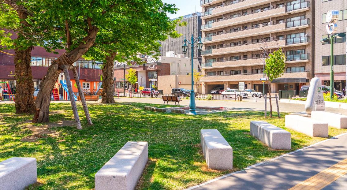 円山裏参道公園