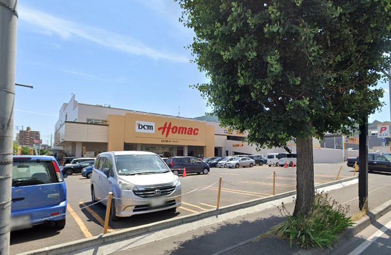 DCM旭ヶ丘店