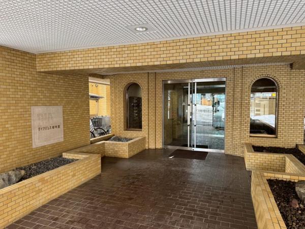 中古マンション 札幌市中央区北四条西１２丁目 札幌市東西線西１１丁目駅 2,180万円