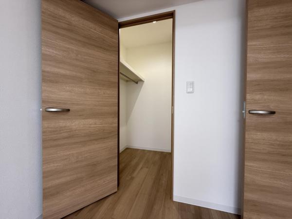 コープ野村南郷アネックス ウォークインクローゼット