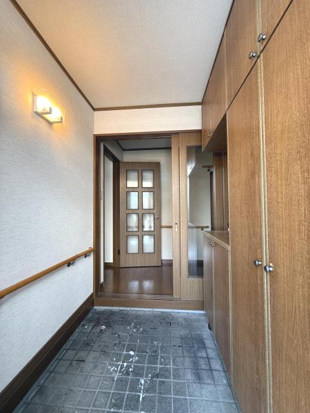 月寒東1条2丁目　戸建 玄関 