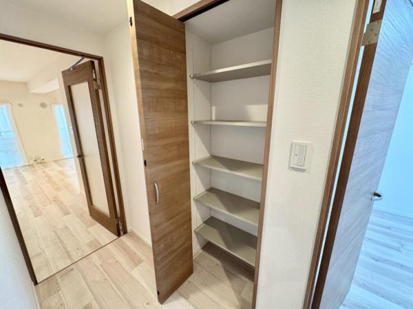 中古マンション 札幌市中央区北二条西１４丁目 札幌市東西線西１８丁目駅 2,290万円