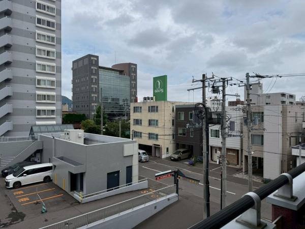 中古マンション 札幌市中央区南十三条西１０丁目 札幌市軌道線行啓通駅 1,790万円