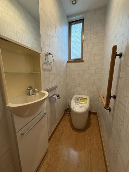 練馬区向山3丁目中古一戸建 トイレ 