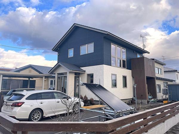 鶴野東4丁目　中古住宅 現地外観写真 