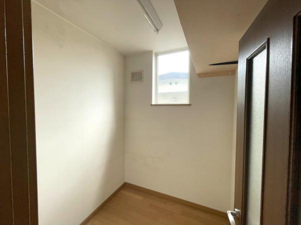 寿1丁目　売家 収納 