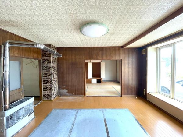 寿1丁目　売家 リビングダイニング