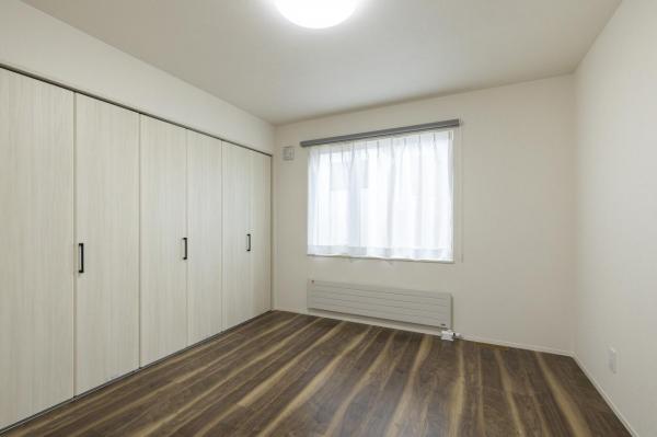 暮らしにちょうどいい「大人のための平屋。」鶴野東FITモデル 洋室