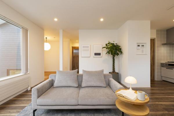 暮らしにちょうどいい「大人のための平屋。」鶴野東FITモデル リビング 