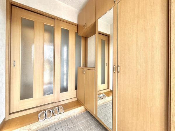 『釧路の空と阿寒の山。ここにしかない眺望。』柏東3丁目売家 玄関 