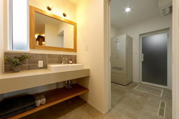 『暮らしにちょうどいい。』を叶えるお家。昭和南モデル 洗面台・洗面所 