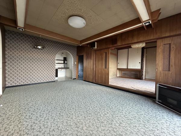 『レトロ好きが恋をする。』春採2丁目売家 リビングダイニング