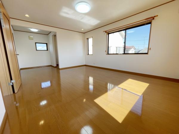龍ケ崎市川原代町　戸建・事務所 洋室