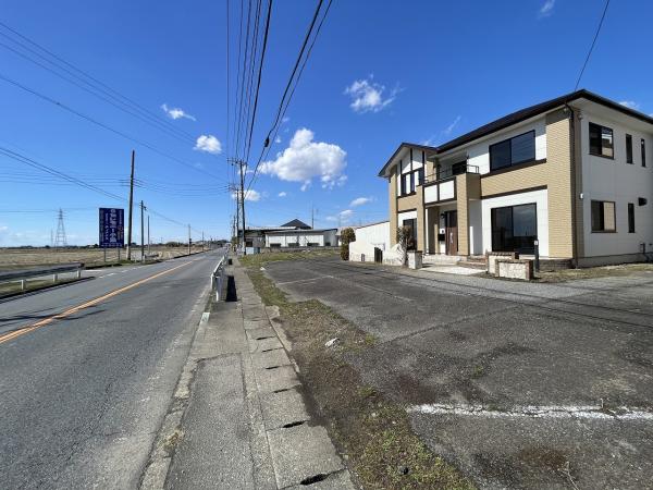 龍ケ崎市川原代町　戸建・事務所 前面道路含む現地写真 