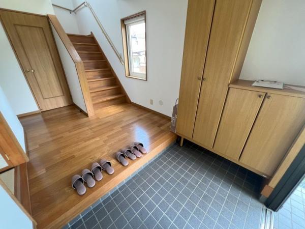 八戸市大久保字坂ノ脇 玄関 