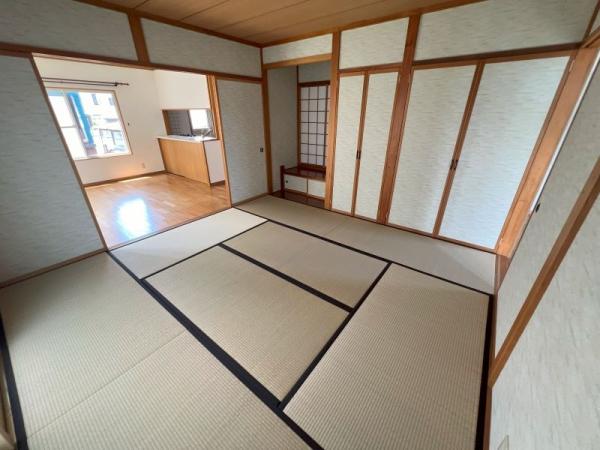 八戸市大久保字坂ノ脇 和室