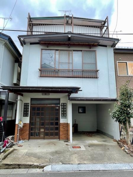 中古戸建 八戸市根城４丁目17-2 JR八戸線本八戸駅 800万円